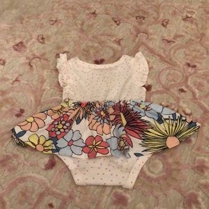 Never worn! Jessica Simpson 0/3M onesie with skirt